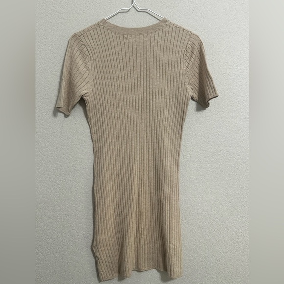 NWOT One Grey Day Collin’s Knit Dress in Sand - Picture 4 of 5